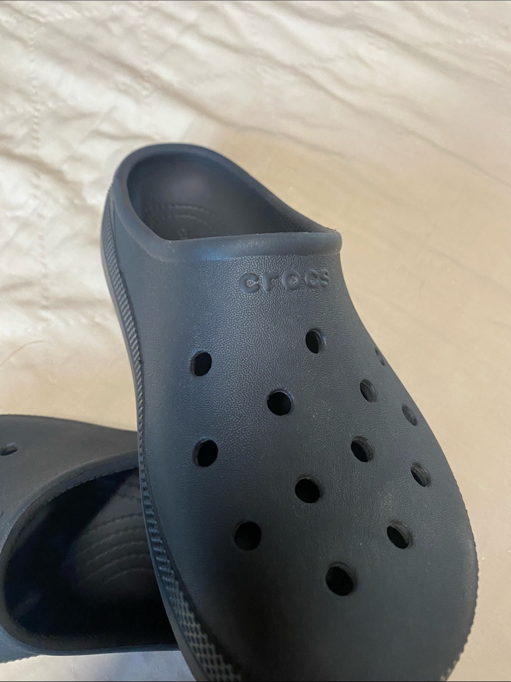 CROCS Women's Slip-On Clog in black - Picture 3 of 5